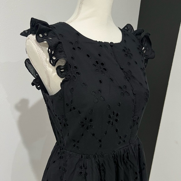 Black Smocked Ruffled Midi Sundress - Picture 4 of 16